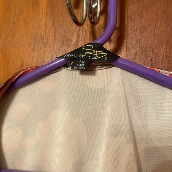 Suzanne Betro-Bell Sleeves, Velvet top, size XL - Picture 11 of 13